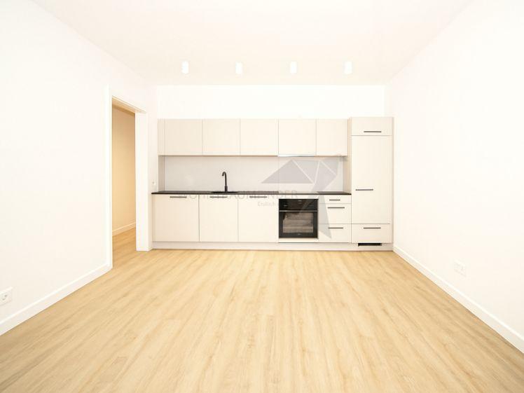 ++ Erstbezug ++ barrierefreie 4-Zimmer-Wohnung mit 2 Balkonen, Einbauküche & Tiefgaragenstellplatz - Foto 1