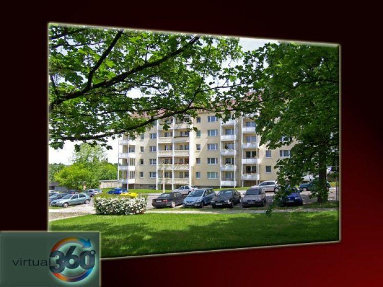 Sonnenbalkon... neues Laminat... Bad mit Fenster... - Foto 1