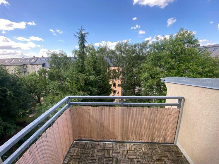 DG - Laminat - Balkon am Wohnzi. - inkl. EBK** frei ab 1.10.26 - Foto 1