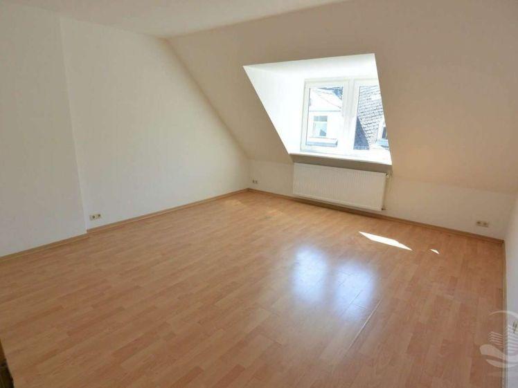 Dachgeschoss in ruhiger, zentraler, Citylage - Foto 1