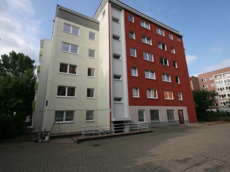 3-Raum-Wohnung mit Balkon auf dem südlichen Sonnenberg - Photo 1