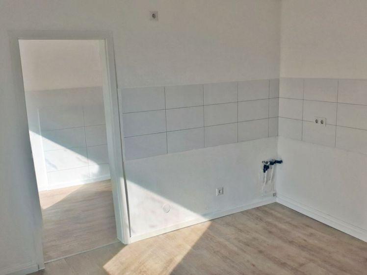 Dachgeschosswohnung ab sofort frei, Hagen, Freiligrathstr. 8 - Foto 1