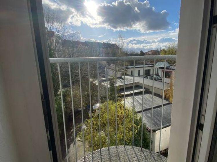 gemütliche 2 Zimmer-Whg. in Leutzsch mit kl. Balkonaustritt* Tageslichtbad* sep.Küche* WG tgl. - Foto 1