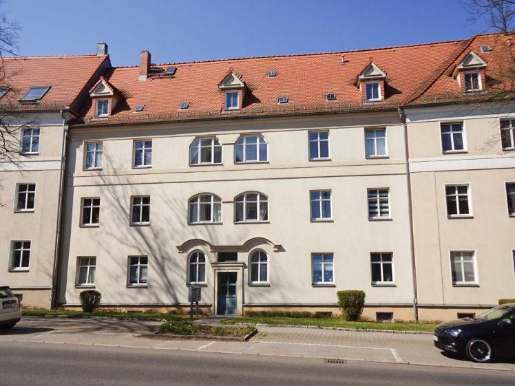 Ab 1.12.! Helle 2-Raumwhg. mit Balkon und Stpl. in Marienthal! - Photo 1