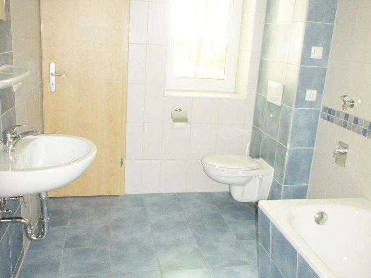 Frei ab 1.9.26 - Offene Küche - Bad mit Fenster - Schlafen zum Innenhof ! - Photo 1