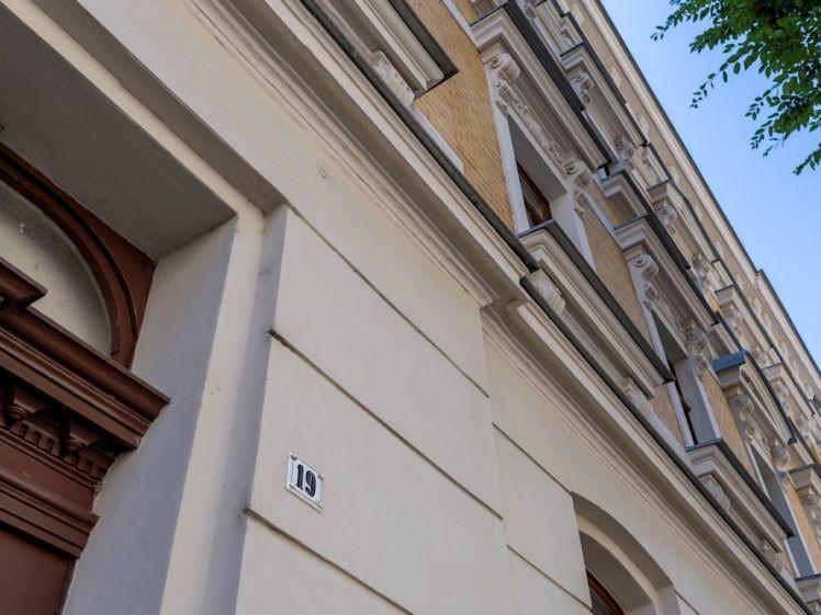 Gemütliches Apartment mit Einbauküche in guter Lage ! - Photo 1