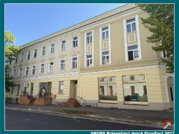 Sanierte Wohnung am Marktplatz zu vermieten - Photo 1