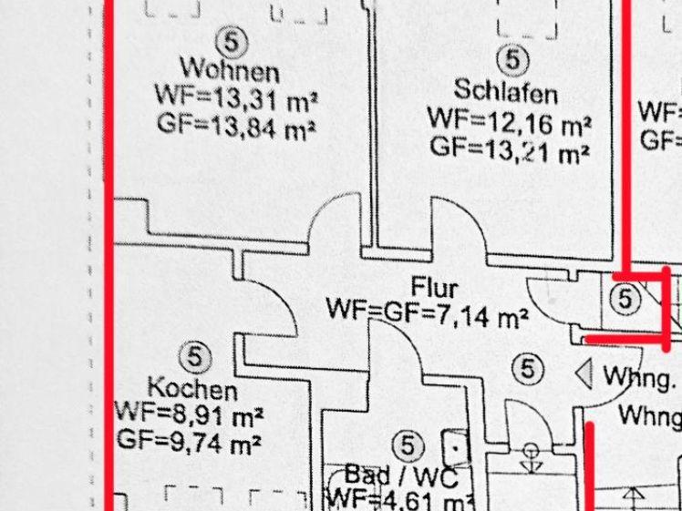 Tolle 2,5-Zimmer-DG-Whg (in Renovierung) - Photo 1
