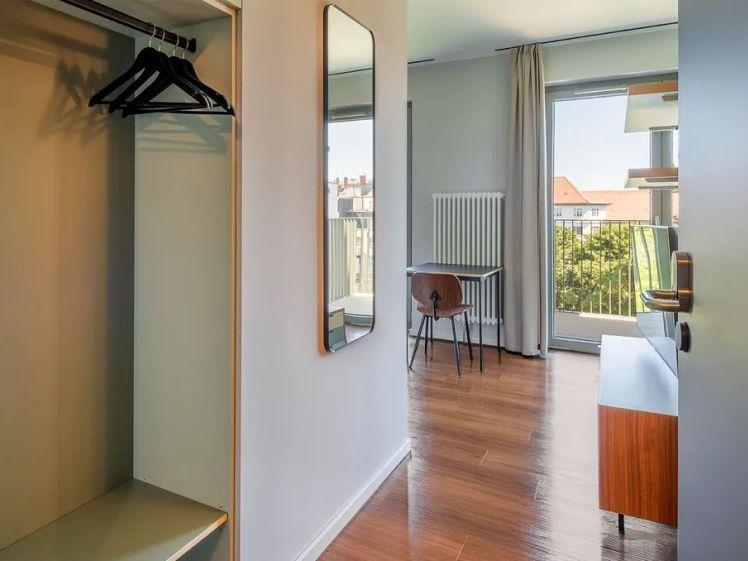 Moderne unbefristete 1-Zimmer-Wohnung mit Balkon im beliebten RIX Neukölln - Photo 1
