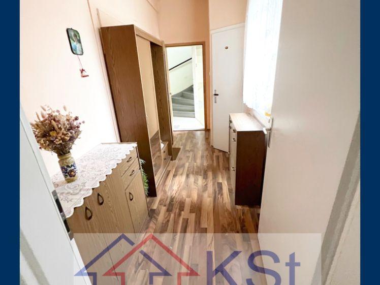 Sofort bezugsfertig: Große möblierte Wohnung in zentraler Lage in Groitzsch (Miete) - Photo 1