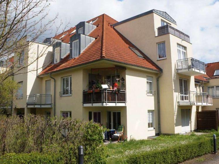 sofort verfügbar: frisch renovierte 3-Raum-Wohnung mit Einbauküche - Foto 1