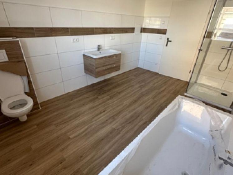 sanierte EG Wohng. auf ca. 137 m² zu vermieten - Photo 1