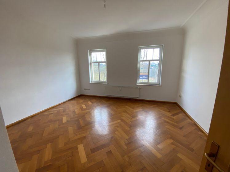 Großzügige 2-Raum-Wohnung mit Balkon und Parkett - Photo 1
