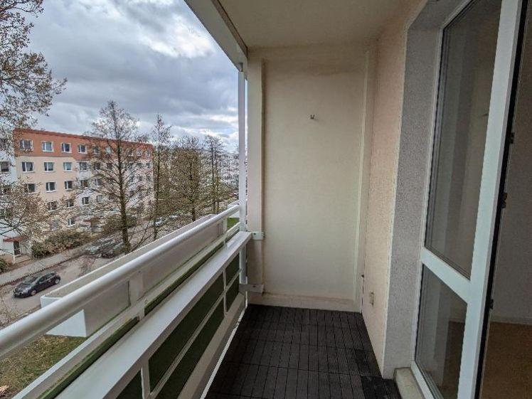 Preiswerte 3-Zimmer-Dachgeschosswohnung in Chemnitz Kappel - Photo 1