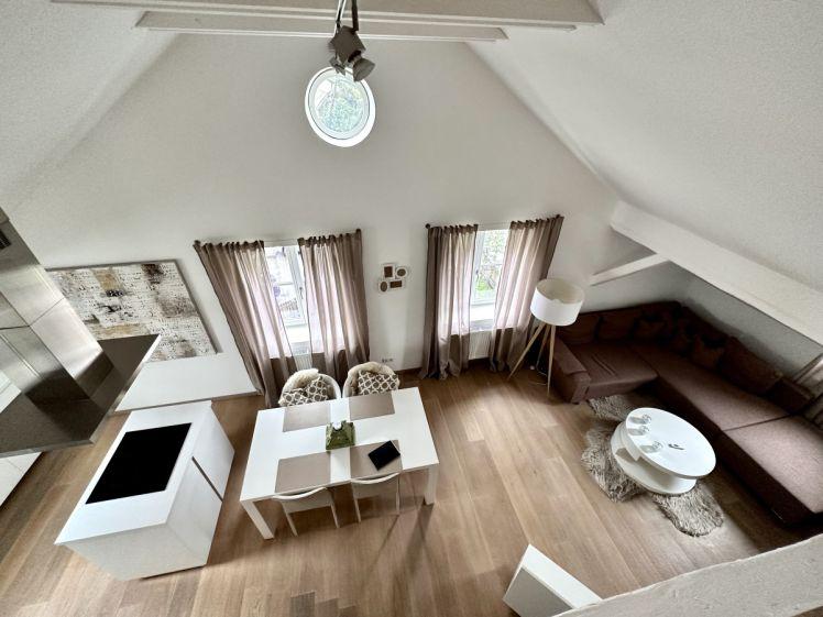 Top gepflegte 2-Zimmer DG-Wohnung in Füssen zu vermieten - Photo 1