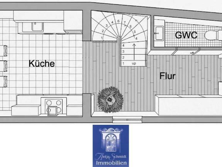 Historischer Altbau trifft modernen Wohnkomfort! Wohnen auf vier Etagen! - Foto 1