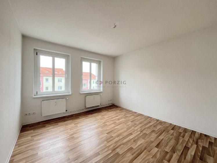 Schicke Single-Wohnung mit Einbauküche und Balkon - Foto 1