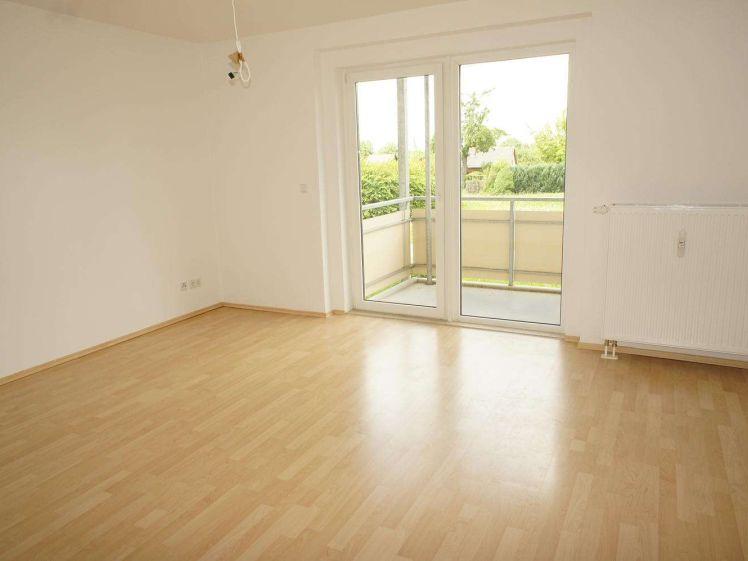 Frei ab 1.2.26 / sonniger Balkon am Wohnzi. + Bad mit Fenster - Photo 1