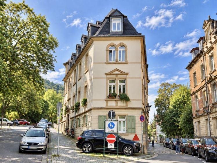Altstadtjuwel mit Schloßblick - 2 Zimmer-Wohnung mit Einbauküche im Altbau - Foto 1