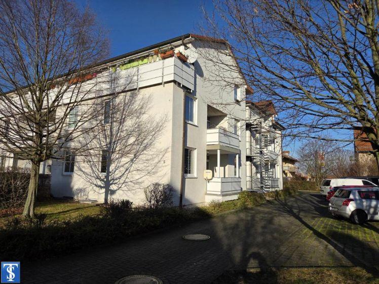 Modernes Wohnen im Grünen 2 Raum Wohnung mit Balkon - Foto 1
