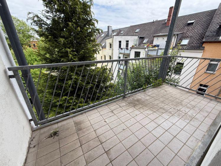 2. OG / helle Wohnräume / Balkon u.v.m. - Photo 1