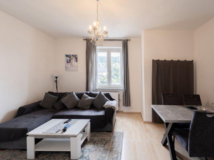 3-Zimmer-Altbauwohnung mit Balkon und Rheinblick im 3.OG - Photo 1