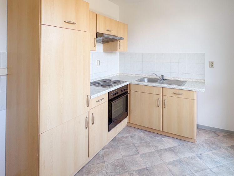 Ihr neues Zuhause mit Einbauküche und Platz an der frischen Luft! - Foto 1