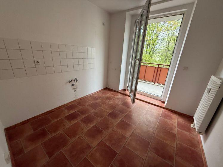 Wohnen an der Humboldthöhe im 1. OG - Haus mit 3 Wohneinheiten ! - Photo 1