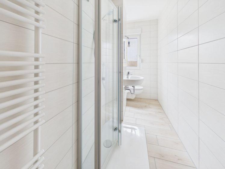 Schöne 3 Raum-Wohnung mit bodengleicher Dusche - Foto 1