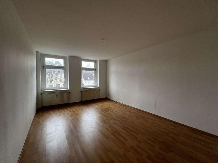 *** Gemütliche 2-Raum-Wohnung in ruhiger Lage von Hartmannsdorf bei Chemnitz zu vermieten *** - Foto 1