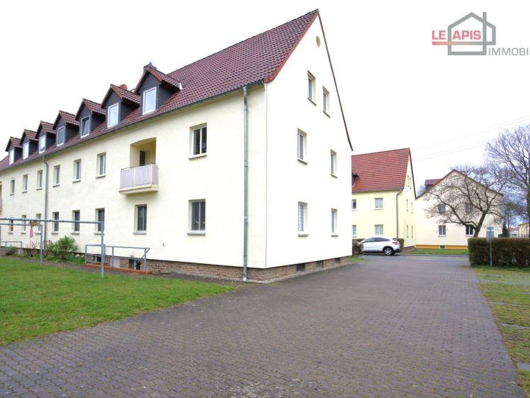 GEMÜTLICHE 3,5-RWG M. SEP. KÜCHE, TAGELICHTBAD UND BALKON IN RUHIGER SOWIE GRÜNER LAGE VON BÖHLEN - Foto 1
