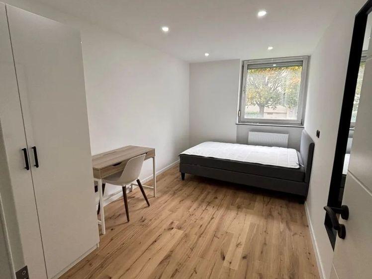 Schönes und Großes WG Zimmer in Nürnberg - Photo 1