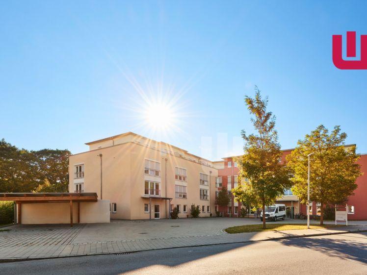WINDISCH - Bezugsfreie, moderne 2-Zi.-Wohnung mit EBK in der Seniorenresidenz Emmering ab 60 Jahren! - Foto 1