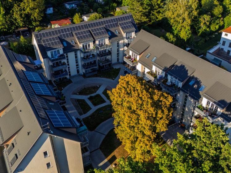 Moderne 4-Zimmer-Wohnung mit Balkon und Kfz-Stellplatz in Freital - Foto 1