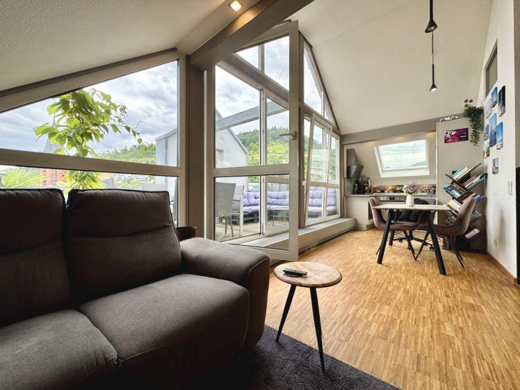 +++ Wunderschöne Dachgeschosswohnung mit großer Dachterrasse +++ - Foto 1