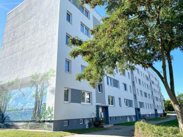Kleine 4 Zimmer Wohnung mit Balkon! - Foto 1