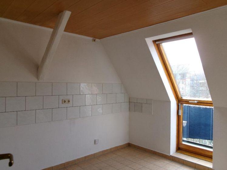 Auerbach: 2 helle Zimmer, Balkon, Tageslichtbad m. Dusche, Aufzug - Photo 1