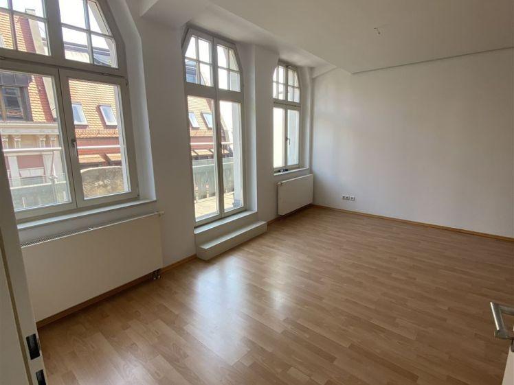 JÄGERHOF * Innenstadt* helle 2 Zimmer-Whg. mit gr. Balkon* sep. Küche* Bad m. Wanne - Photo 1