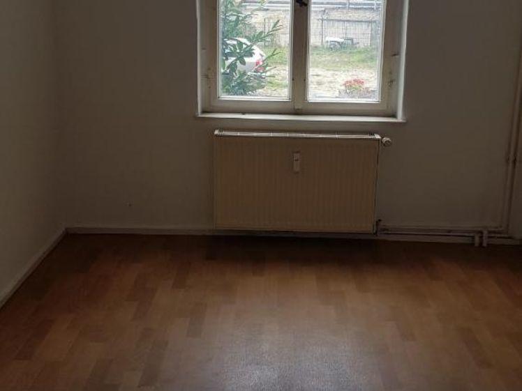 2 Raum Wohnung in zentraler Lage in Demmin zu vermieten. - Photo 1