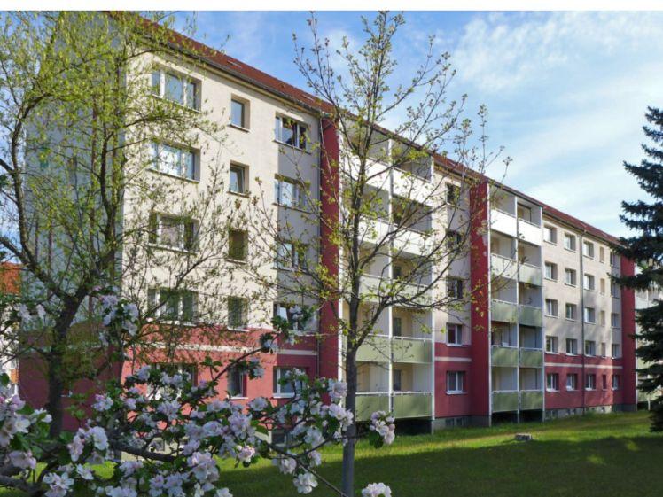 Helle Wohnung mit schönem Ausblick ins Grüne! - Foto 1