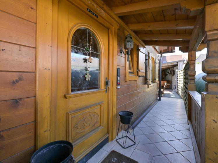 Ein Zuhause für Liebhaber von Holz.Natürlichkeit und echte bayerischer Wohnkultur. - Foto 1