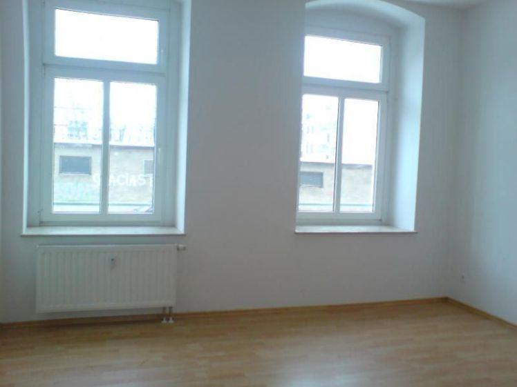 Hell Wohnen ** PROVISIONSFREI ** mit Balkon** Südvorstadt in Plauen - Foto 1