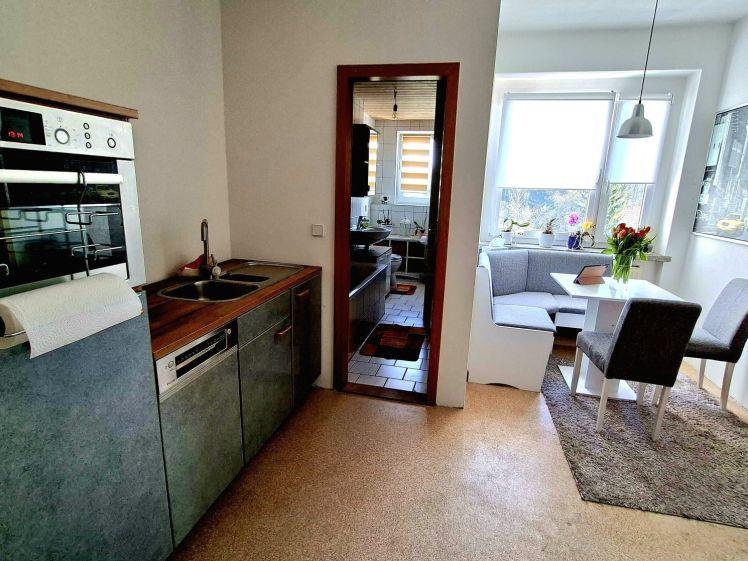 Zzgl. EBK - 1,5 Zi.-Whg. in TOP Wohnlage ! Bad mit Fenster+Wanne u.v.m. - Photo 1