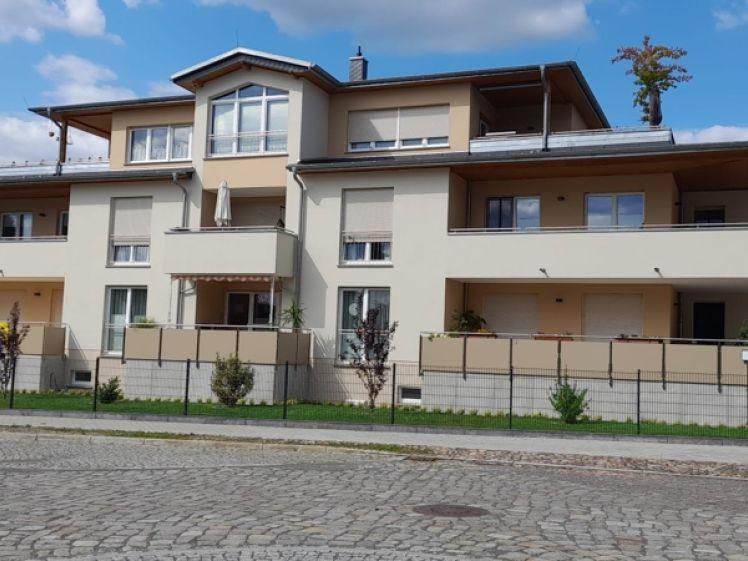 hochwertige 4-Raumwohnung mit Balkon und Fußbodenheizung - Foto 1