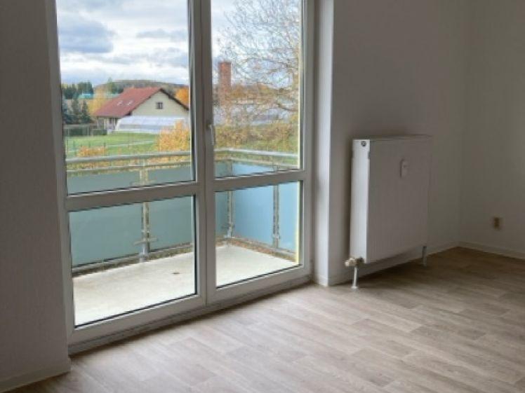 Ideal für Singles und Paare: schicke 2-Raumwohnung ab sofort verfügbar - Photo 1