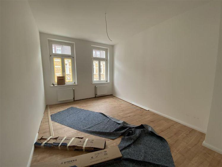 Markkleeberg* tlw. neu renoviert* gemütliche 2 Zi-Whg* Tageslichtbad mit Wanne* Stellplatz - Photo 1