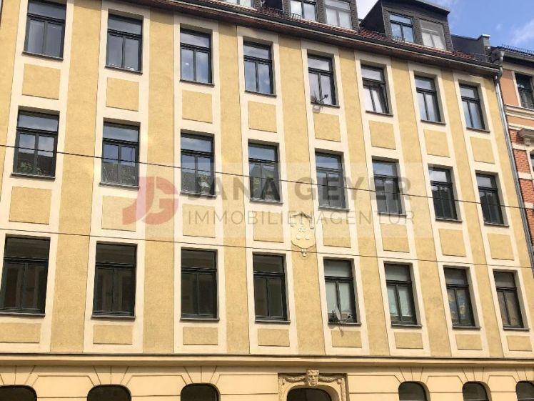 LEIPZIG-LEUTZSCH * RENOVIERTE EG-WOHNUNG mit BALKON und moderner Ausstattung sucht neuen Mieter - Photo 1
