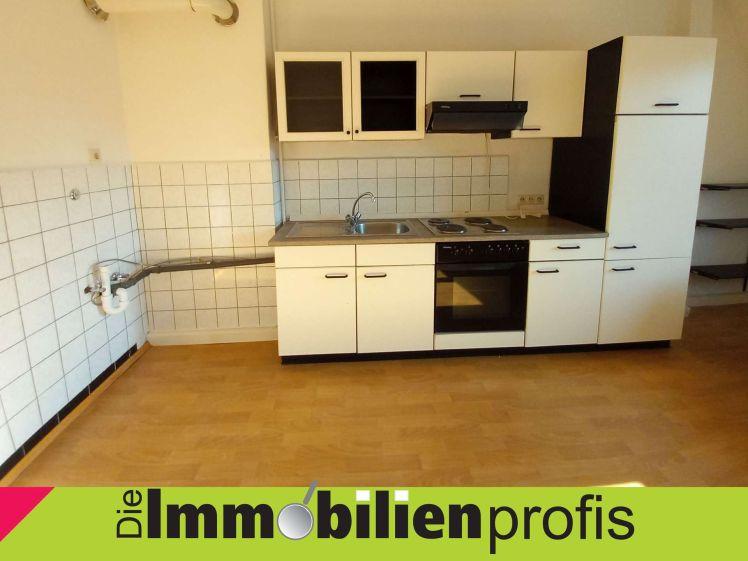 52173 - Helle Dachgeschoßwohnung mit Einbauküche - Foto 1