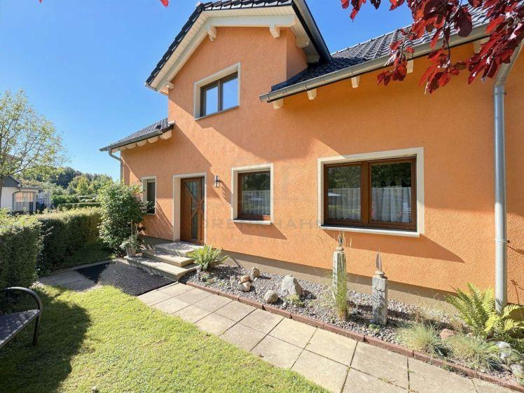 Wohnen an der Ostsee – möbliertes Einfamilienhaus zur Miete mit 4 Zimmern, Terrasse und Balkon - Photo 1