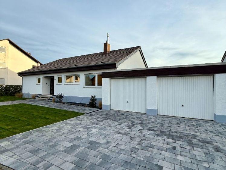 Immobilie in Weilerbach - - REDUZIERT- Liebhaber aufgepasst: Modernisierter Wohlfühl-Bungalow mit Sauna in Weilerbachs Toplage - Bild 0